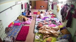 em KTV thay đồ part 1