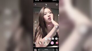 Call với bé người Thái
