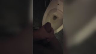 Đái bằng lỗ đít