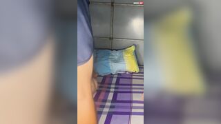 ÚP THÌA EM CHUBBY MÔNG TO XUẤT TINH TRONG