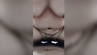 Mẹ vợ trẻ ăn chơi và dâm dê