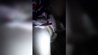 Quay lén lồn em họ không lông lúc ngủ