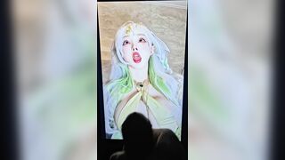 Bắn tinh lên gái cosplay