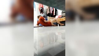Sinh viên quay lén chị cùng dãy trọ thủ dâm