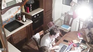 COn trai được mẹ kế bú cặc
