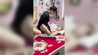 Thanh niên da trắng cu to siêu trâu,dập cho e Thương muốn nát lồn mới bắn tinh