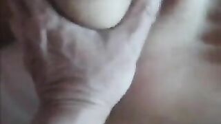 Bà Chị Bán Sữa Đậu Nành Nóng Hỏi Bắt Gặp Tôi Với Gái Có Ck
