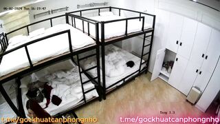 Hack cam thay đồ quán beer quận 1 P4