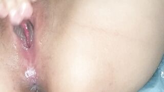 lồn chảy nước