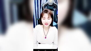 Em gái show hàn xem cực nứng p2
