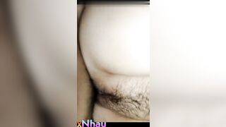 Mẹ Nhờ Em Đưa Đồ Ăn Cho Chị Kế