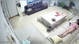 Hack cam chị gái ở nhà khát tình ham muốn tự thủ dâm