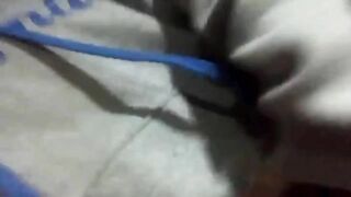 Sốc với clip em nô lệ Morning_Lo vẽ chữ kín người bị xích tay hành lạc