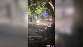 Clip Sex Em gái Tây Ninh chơi bạo ra giữa đường cổng chào huyện cởi đồ quay phim 2