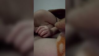 Bạn thân xin vạch quần nghịch cu