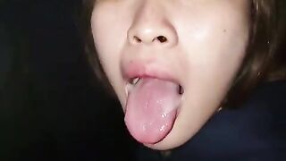 Nữa đêm gọi bé em họ loli xinh đẹp ra vườn để some cùng thằng b thân