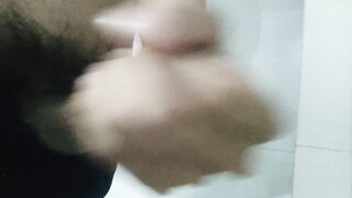 ib ig tranminhtri346 show chéo nha