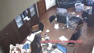lại là căn phòng đó nhưng lại là 2 con người khác nhau