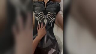 Sex Cosplay Người Nhện Bởi Gái Xinh Quần Lót Lọt Khe