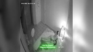 Hack Camera Con Đĩ Dâm Nằm Đợi Anh Hàng Xóm Sang Địt