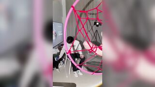 Em nô lệ cá tính p1