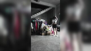 đỉnh cao public gái xinh khoe hàng chốn đông người - phần 3