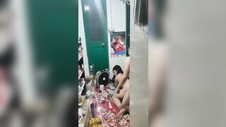 Thằng bạn cùng phòng dẫn ny về địt ngay trong phòng