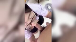 Vãi, Gạ em HS Mặc Đồng Phục Bú cu Nuốt tinh Vú To Lồn hồng hào múp ngon vcl
