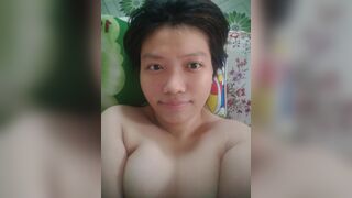 Con Ánh Linh ngu lồn