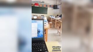 tổng hợp em gái thích bú cu bạn trai trong lớp, ngoài trời