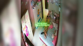 Hack Camera 2 Vợ Chồng Địt Lén Con Nhỏ Cực Kích Thích