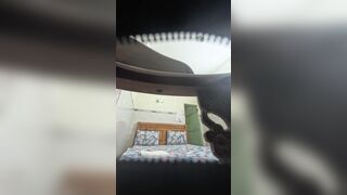 Quay lén vợ dắt bạn thân về đụ khi đi làm xa