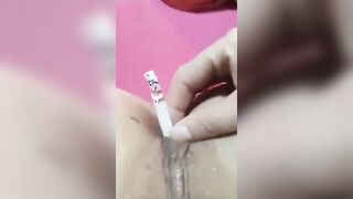 Hút thuốc bằng lồn độc lạ vc