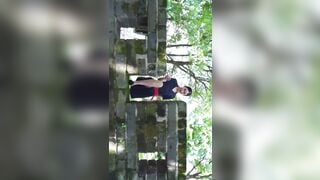 Em gái show lồn giữa công viên bị phát hiện và cái kết
