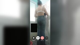 Thảo Uyên call tắm