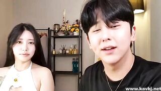 Vú mềm tí nhô sần sùi