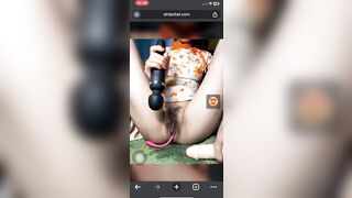Chị gái u50 thủ dâm bắn nước trên web live sex