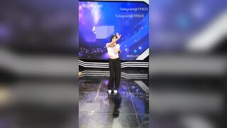 Vẫn là cạ cu lên e gái chơi VR