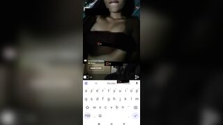 Gái xinh sexy khoe hàng cực dâm đãng trên webcam