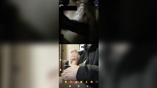 Gái xinh sexy khoe hàng cực dâm đãng trên webcam