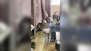 kí túc xá nữ đại chiến!
