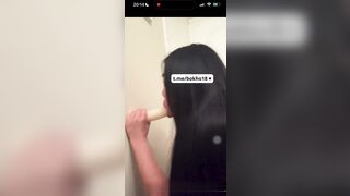 e gái vú bự tập bú giả