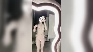 Full idol tiktok chuyển nghề sang chat sex dưới mô tả