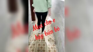 Mua cho em Đồng nghiệp mặc legging xuất Bún bò, Được bóp vú lút cán lồn không lông ng