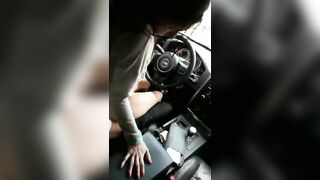 Chịch public khi đang lái ô tô