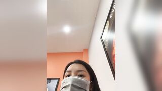 K mặc đồ lót livetream vào quán nước thử đầm với nhiều hành động dâm dục,e nể c tht 1