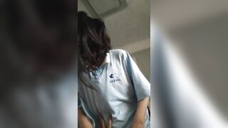 mới lớn vú em tròn như trăng dằm tháng 8