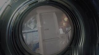 Chịch Bất Ngờ Từ Sau Em Người Yêu Xinh Đẹp Đang Giặt Quần Áo