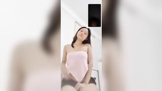 yêu xa em nứng không giải tỏa được ngày nào cũng call cho em xem chim để em thủ dâm