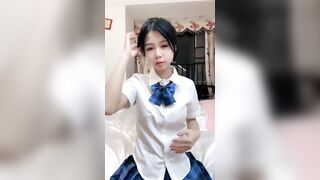 E hs loli bỏ học ở nhà tạp tành liveshow hàng rửa cu đụ nhau với bố dượng cực dâm